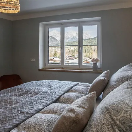 Ferienhaus Haus Weitblick *